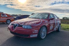 foto-alfa-romeo-156-dtm-pista-e-piloti-flugplatz